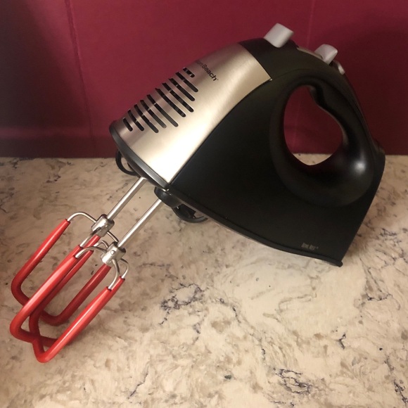 Hamilton Beach SoftScrapeTM 6 Speed Hand Mixer with Case - Picture 1 of 6